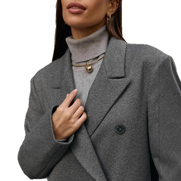 Kvinnor Elegant dubbelknäppt kappa med strukturerade detaljer Mirla-Eva Jonsson