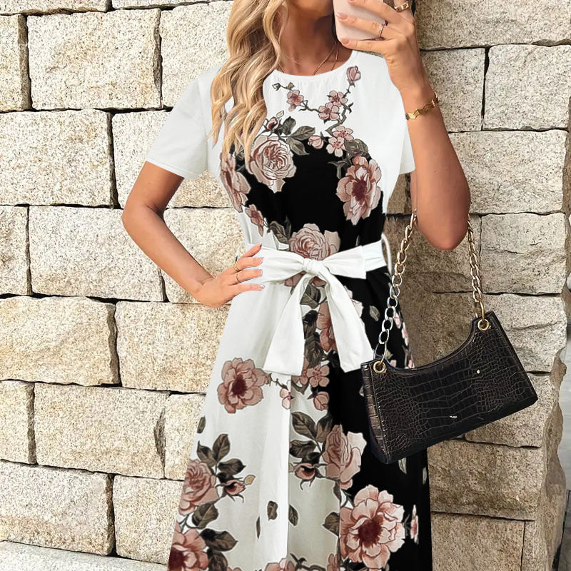 Kvinnor Etuikjol med blommotiv och midjejusterbart bälte Mirla-Eva Jonsson