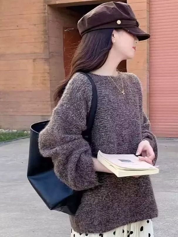 Kvinnor Fluffy Knit Tröja med Lös Passform Mirla-Eva Jonsson