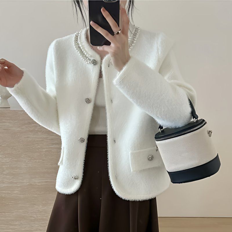 Kvinnor Fuzzy Kofta med Dekorativa Pärlor Mirla-Eva Jonsson