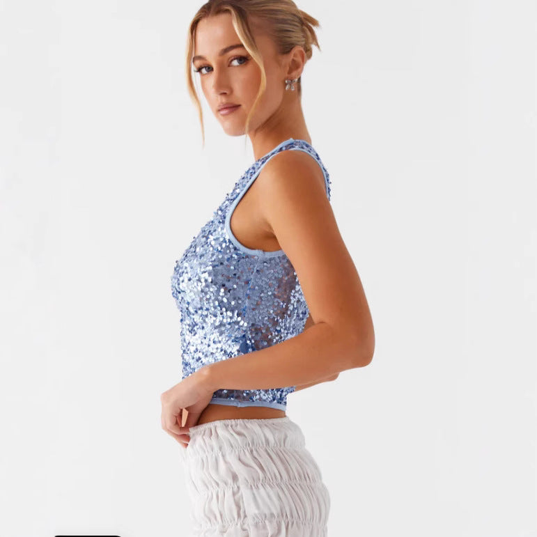 Kvinnor Glittrande Crop Top med Hög Halsdesign och Funkande Pärlor Mirla-Eva Jonsson