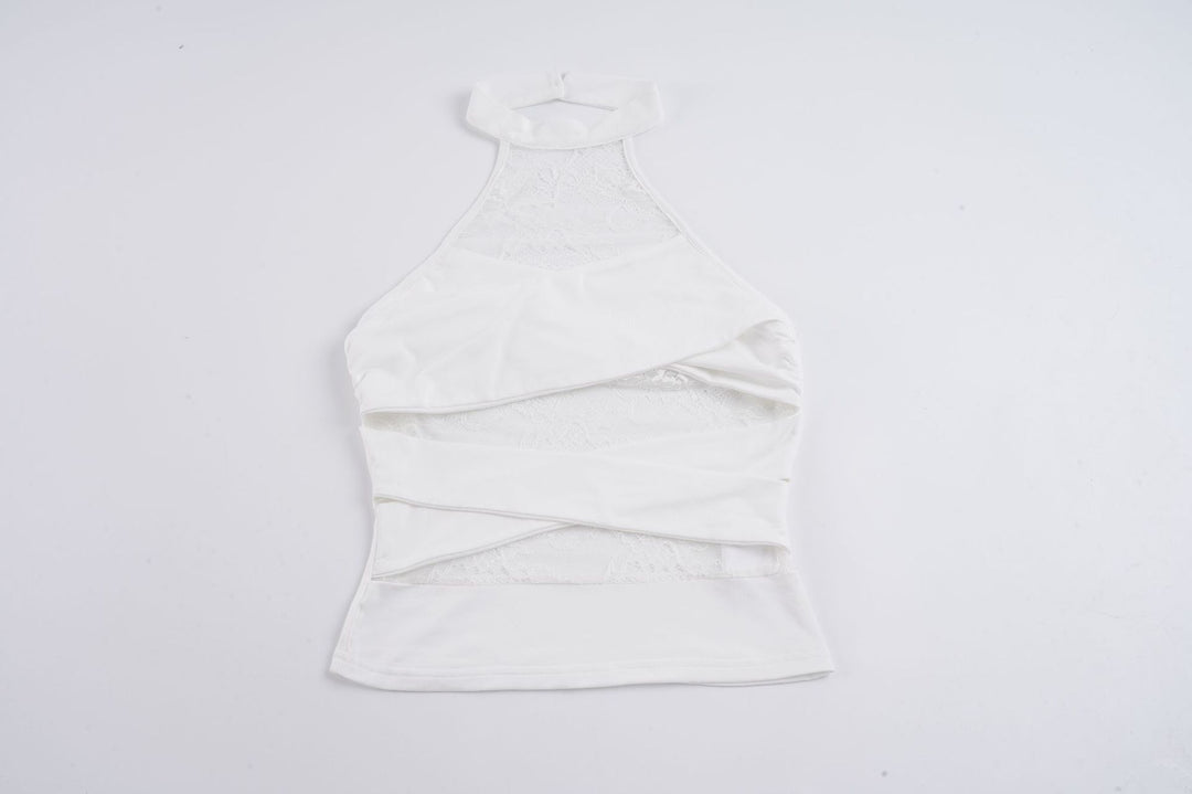 Kvinnor Halter-top med elegant spetsdekoration och raffinerade volangdetaljer Mirla-Eva Jonsson