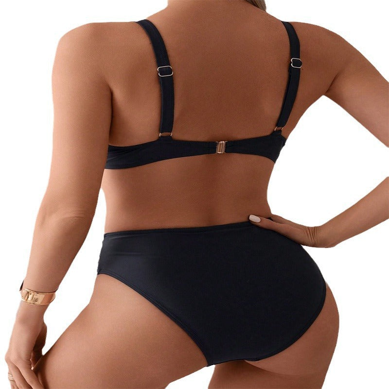 Kvinnor Högskuren bikini med eleganta detaljer Mirla-Eva Jonsson
