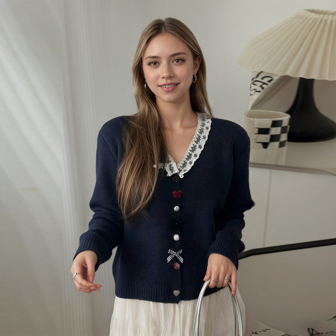 Kvinnor Lekfull Strickjacka med Volanger och Knappar Detaljer Mirla-Eva Jonsson