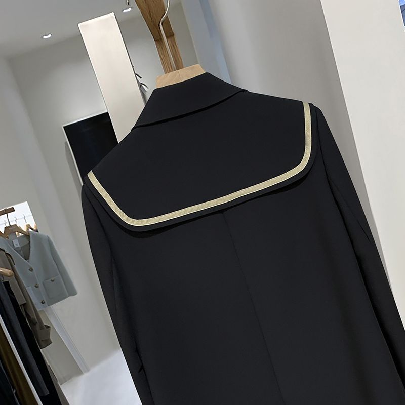 Kvinnor Modern Blazer med Kreativa Detaljer Mirla-Eva Jonsson