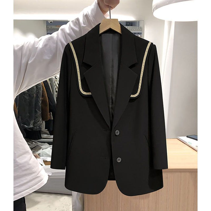Kvinnor Modern Blazer med Kreativa Detaljer Mirla-Eva Jonsson