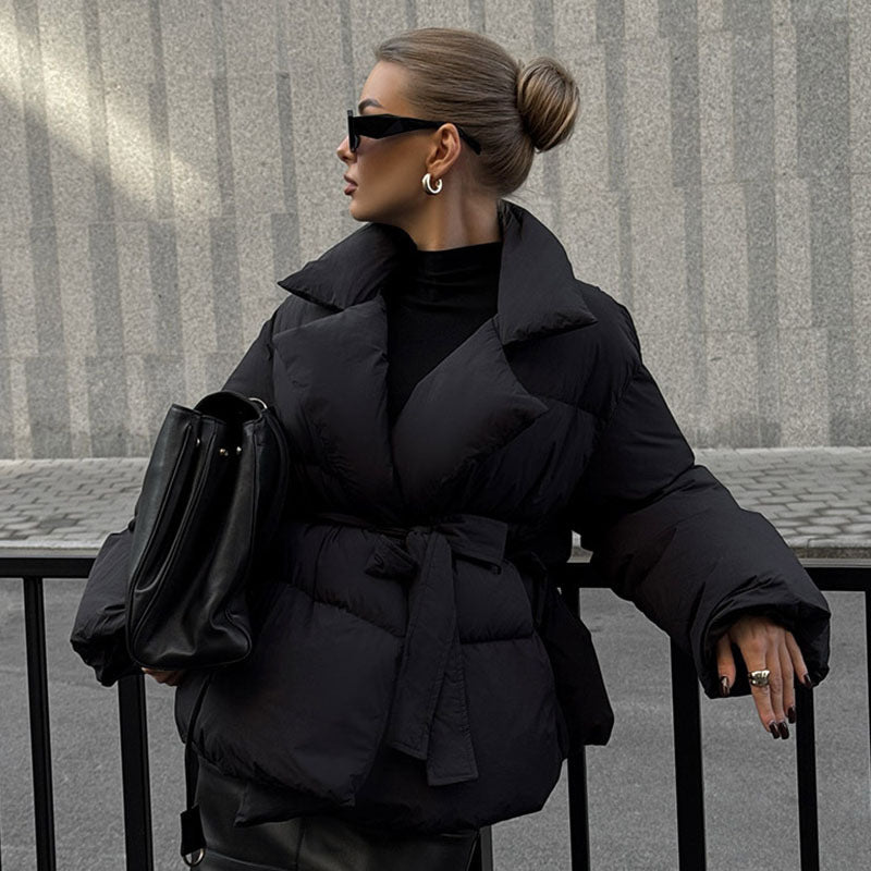 Kvinnor Modern Steppjacka med Midjebälte Mirla-Eva Jonsson