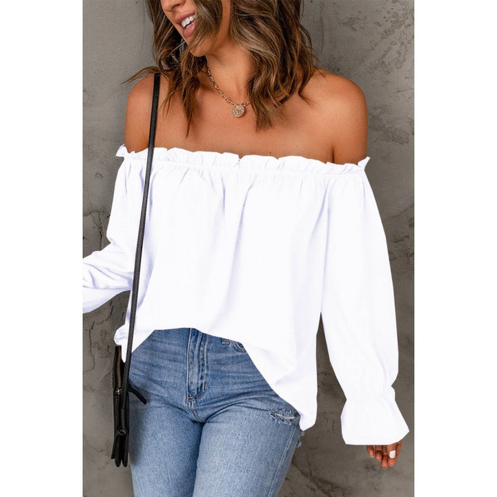 Kvinnor Off-Shoulder Blus med Volangärmar och Dekorativ Slut Mirla-Eva Jonsson