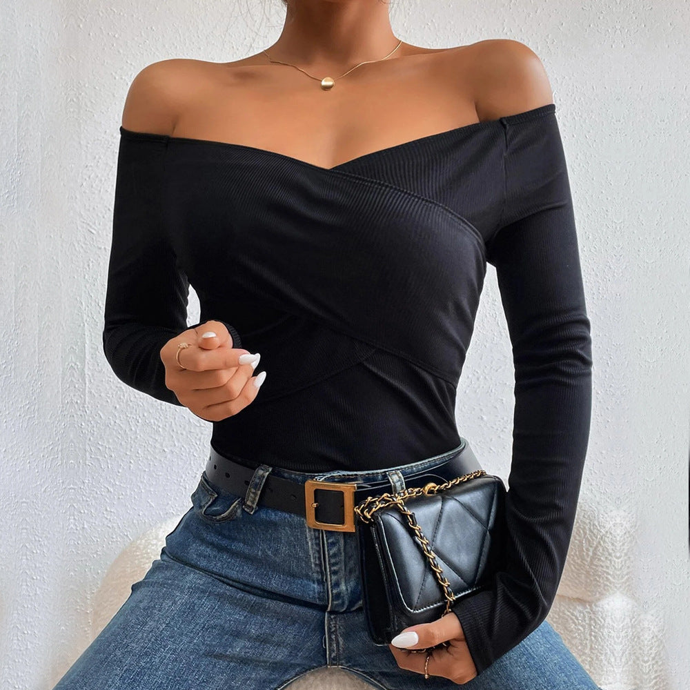 Kvinnor Off-Shoulder Bodysuit med Lång Ärme och Elegant Omslag Design Mirla-Eva Jonsson