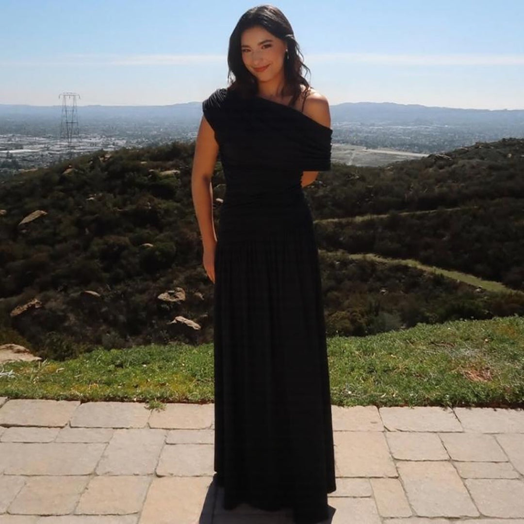 Kvinnor Off-Shoulder Maxi Klänning med Drapering Detaljer Mirla-Eva Jonsson