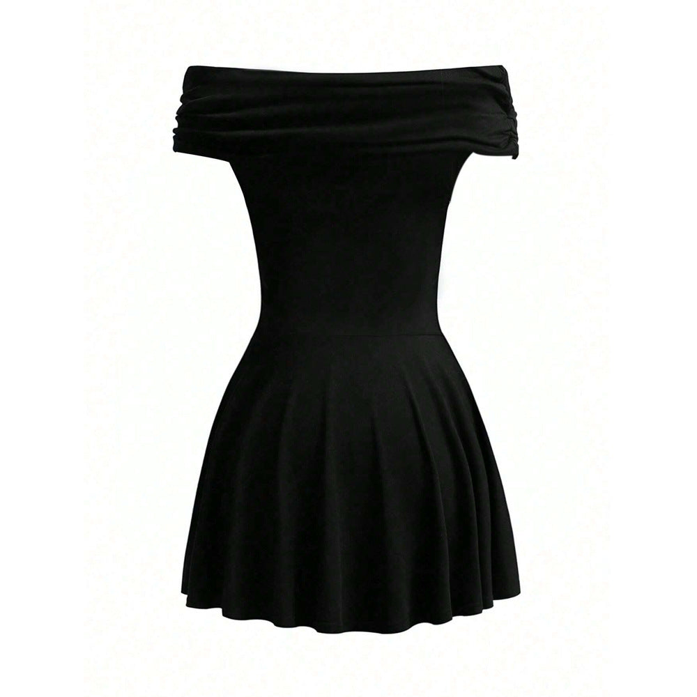 Kvinnor Off-Shoulder Mini Klänning med Elegant Wrap Detalj Mirla-Eva Jonsson