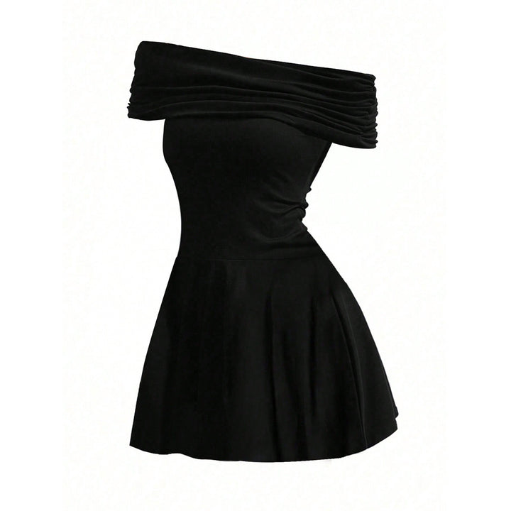 Kvinnor Off-Shoulder Mini Klänning med Elegant Wrap Detalj Mirla-Eva Jonsson
