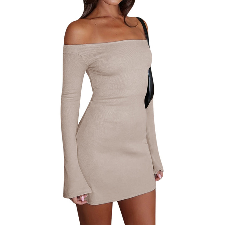 Kvinnor Off-Shoulder Mini Klänning med Långa Ärmar och Figurformande Skärning Mirla-Eva Jonsson