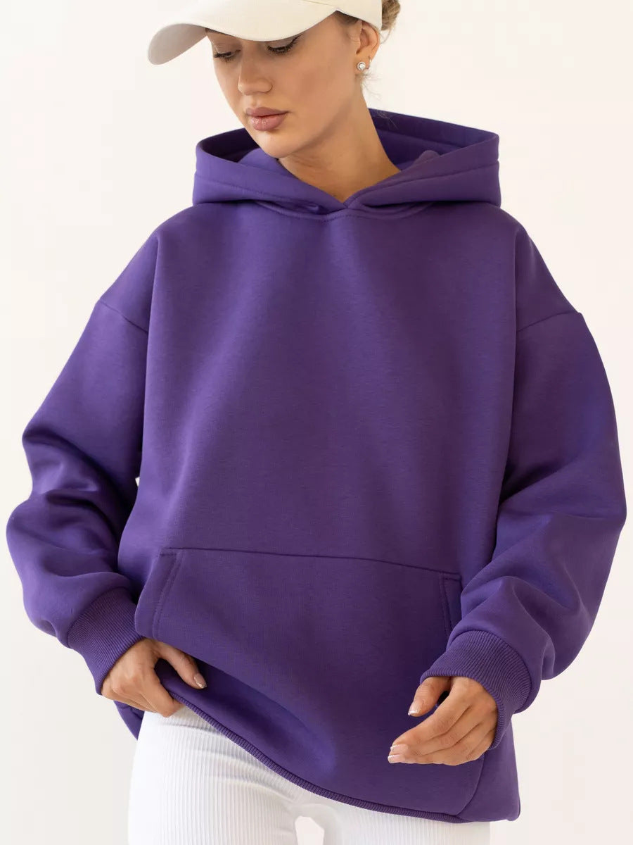 Kvinnor Oversize Hoodie tillverkad av högkvalitativ bomullsblandning Mirla-Eva Jonsson