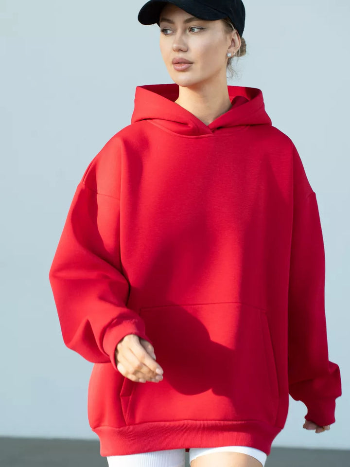 Kvinnor Oversize Hoodie tillverkad av högkvalitativ bomullsblandning Mirla-Eva Jonsson