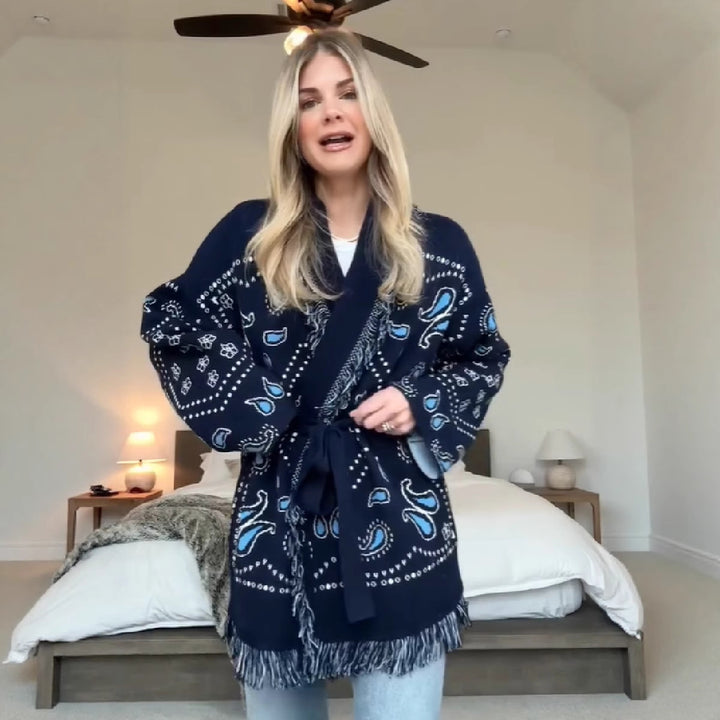 Kvinnor Oversized Kimono-väst med raffinerade fransar och färgglad paisleymönster Mirla-Eva Jonsson