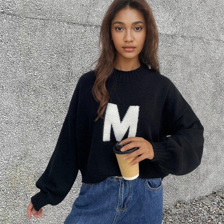 Kvinnor Oversized Stickad Tröja med Unik Framsida Design Mirla-Eva Jonsson