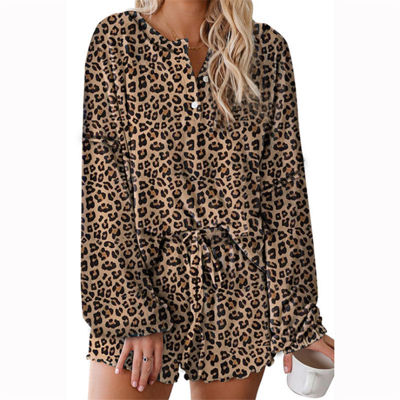 Kvinnor Plush Jumpsuit med Leopardmönster och Bekväm Passform Mirla-Eva Jonsson