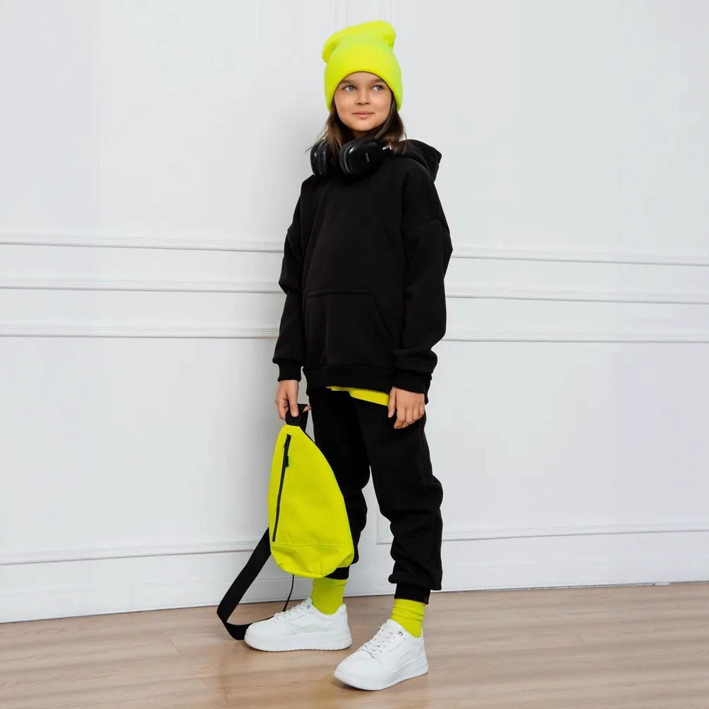Kvinnor Sportigt Fritidsoutfit med hög komfort och trendiga accenter Mirla-Eva Jonsson