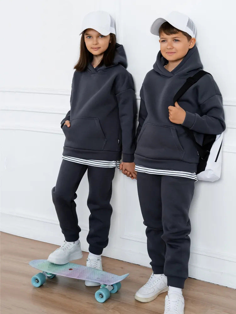 Kvinnor Sportigt Fritidsoutfit med hög komfort och trendiga accenter Mirla-Eva Jonsson