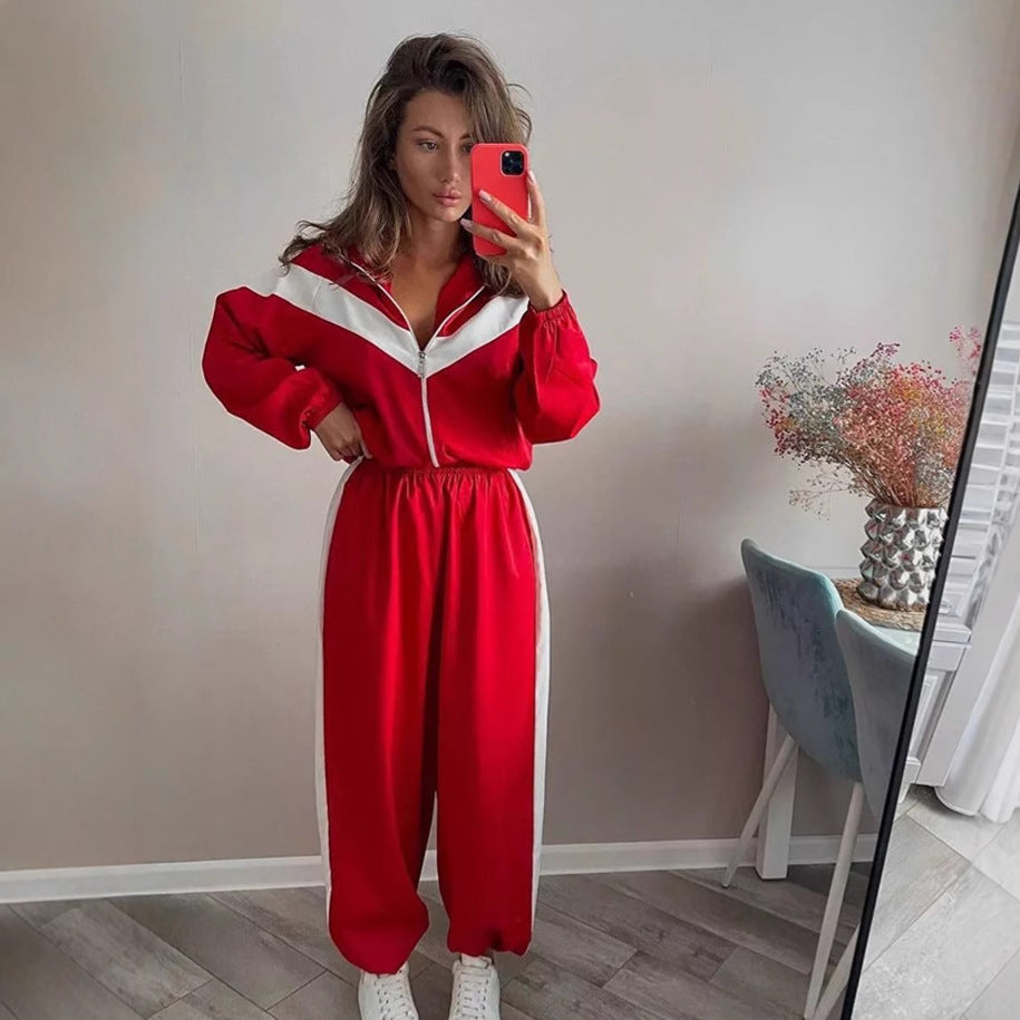 Kvinnor Sportigt Tracksuit med moderiktig snitt och praktiska fickor Eva Jonsson-Eva Jonsson