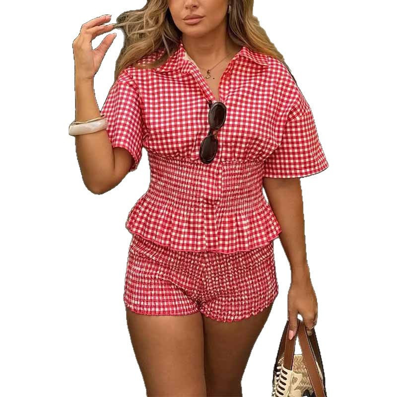 Kvinnor Tvådelat Rutig Mönster Set med Skräddarsydd Blus och Sportiga Shorts Mirla-Eva Jonsson
