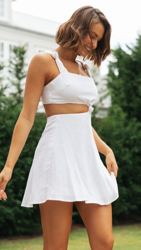Kvinnor Tvådelat Set med Crop Top och Mini Kjol Mirla-Eva Jonsson