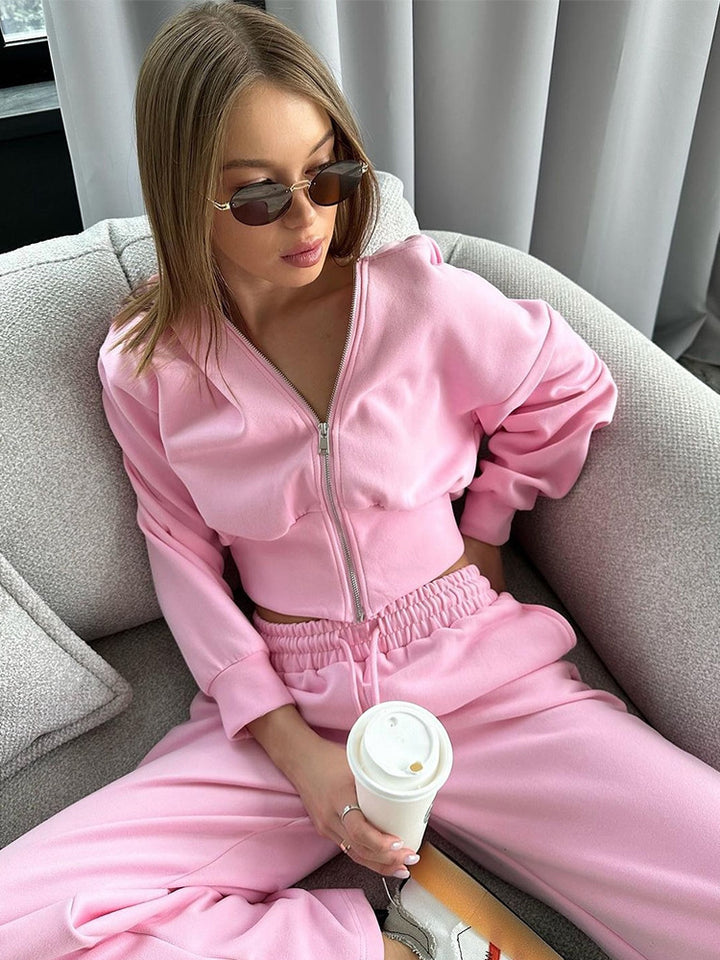 Kvinnor avslappnad cropped sweatshirt och vid byxa set Mirla-Eva Jonsson