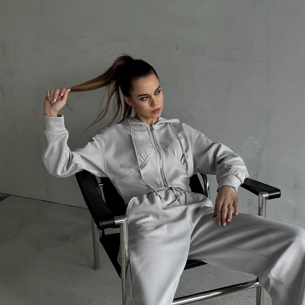 Kvinnor avslappnad cropped sweatshirt och vid byxa set Mirla-Eva Jonsson