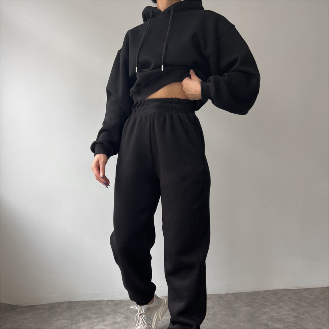 Kvinnor avslappnad kort hoodie och joggingbyxor set Eva Jonsson-Eva Jonsson