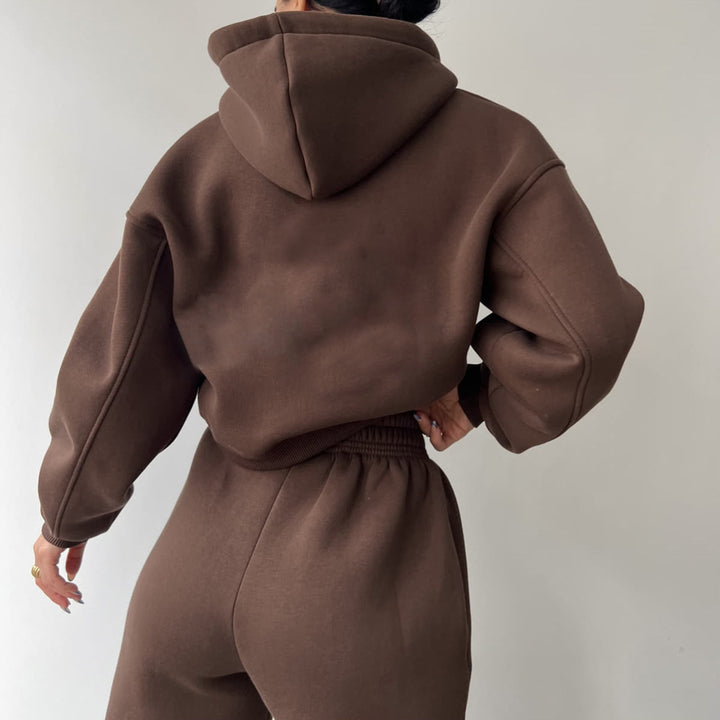 Kvinnor avslappnad kort hoodie och joggingbyxor set Eva Jonsson-Eva Jonsson