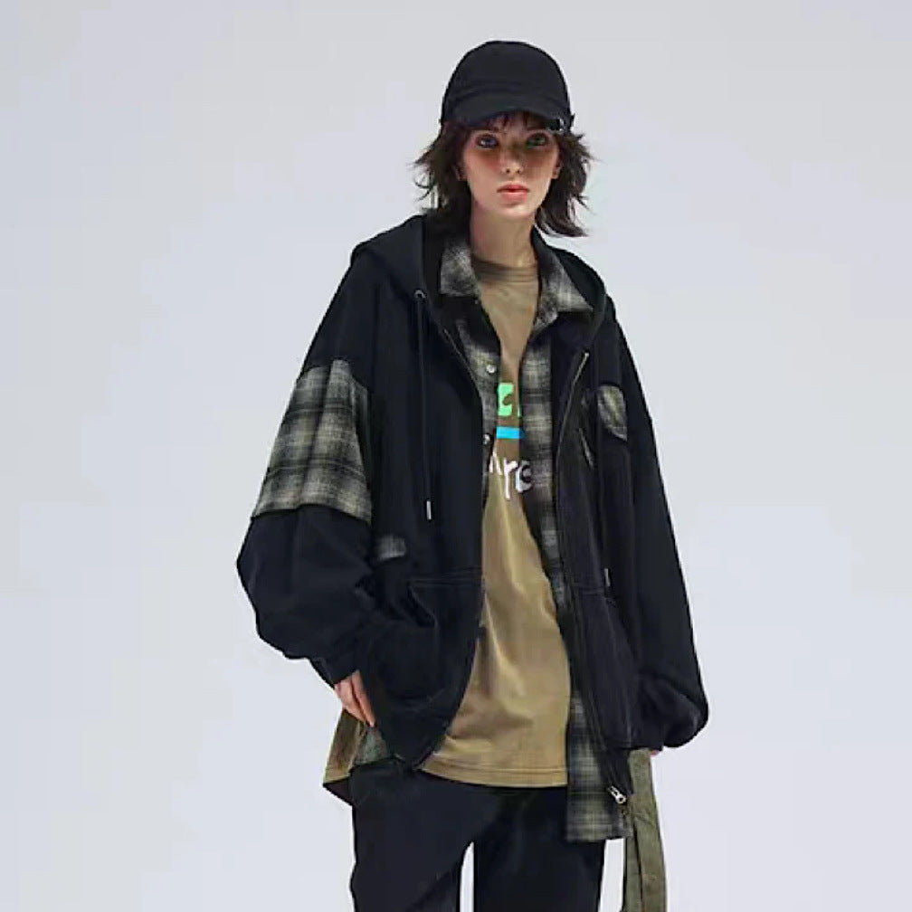 Kvinnor avslappnad oversized hoodie med unika applikationer Mirla-Eva Jonsson