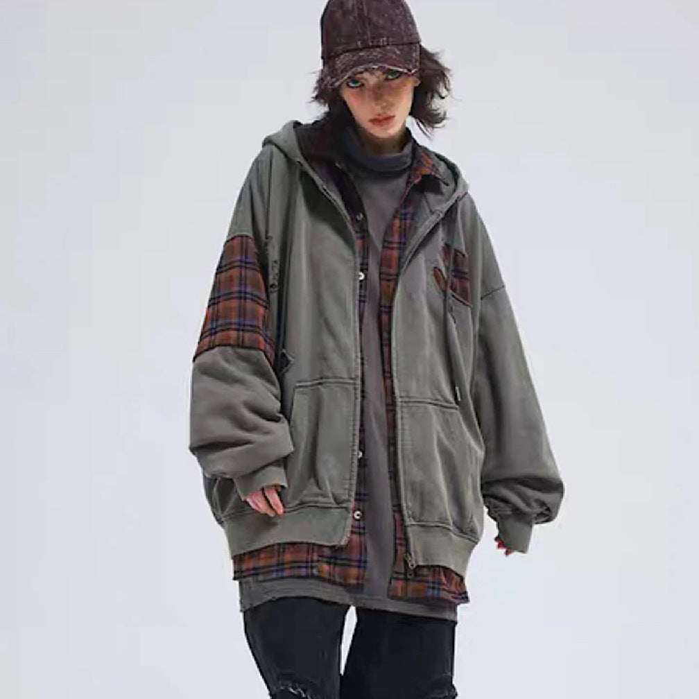 Kvinnor avslappnad oversized hoodie med unika applikationer Mirla-Eva Jonsson