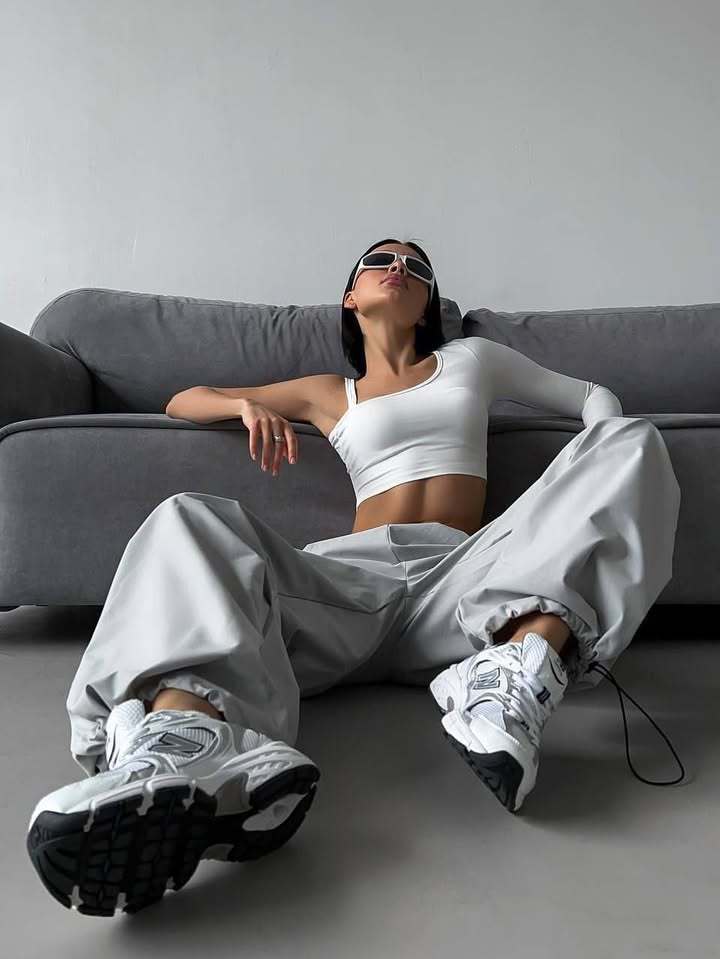 Kvinnor avslappnade Relaxed-Fit fritidsbyxor Mirla-Eva Jonsson