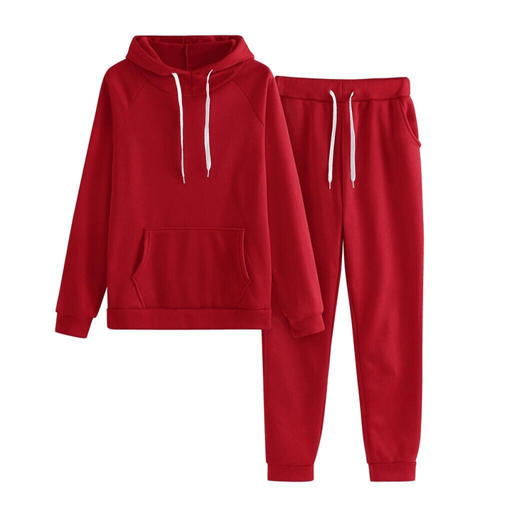 Kvinnor bekväm fritidsset med hoodie och joggingbyxor Mirla-Eva Jonsson