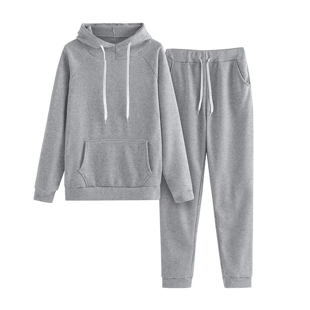 Kvinnor bekväm fritidsset med hoodie och joggingbyxor Mirla-Eva Jonsson