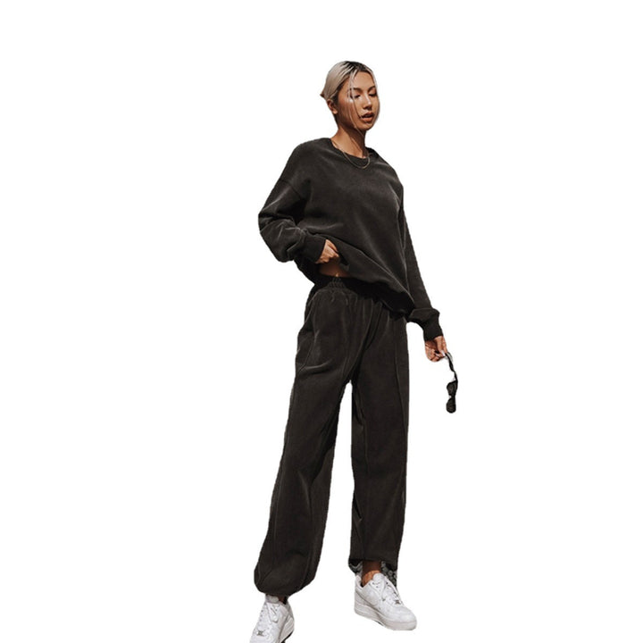 Kvinnor bekväm loungewear kostym gjord av mjukt tyg Mirla-Eva Jonsson