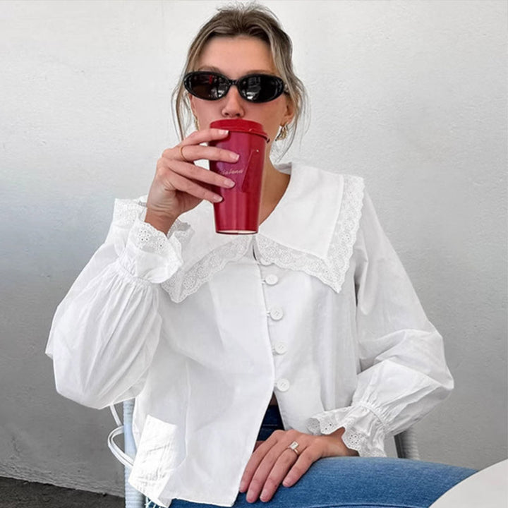 Kvinnor blus med stora spetsinsatser Mirla-Eva Jonsson