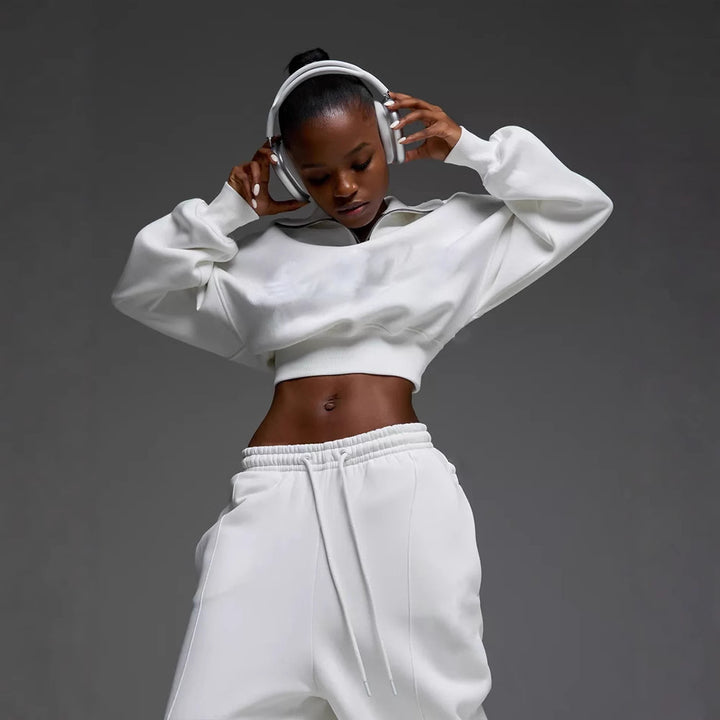 Kvinnor casual crop set med hög krage och vida byxor Mirla-Eva Jonsson