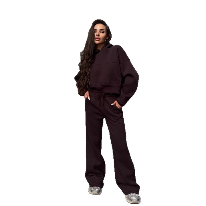 Kvinnor casual cropped hoodie och vida joggers set Mirla-Eva Jonsson
