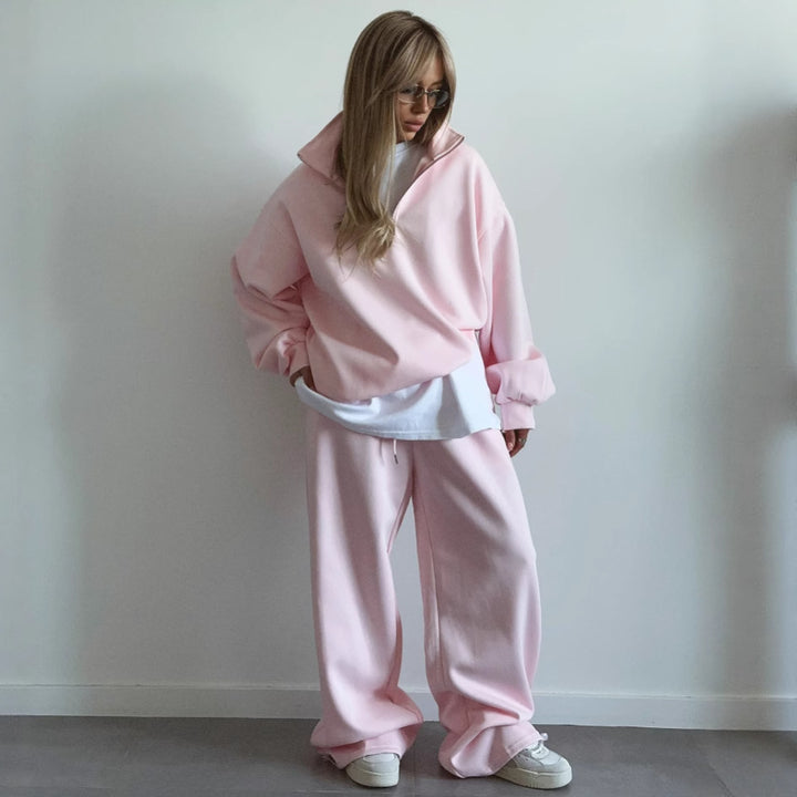 Kvinnor casual fleece topp och bekväm joggingbyxor set Mirla-Eva Jonsson