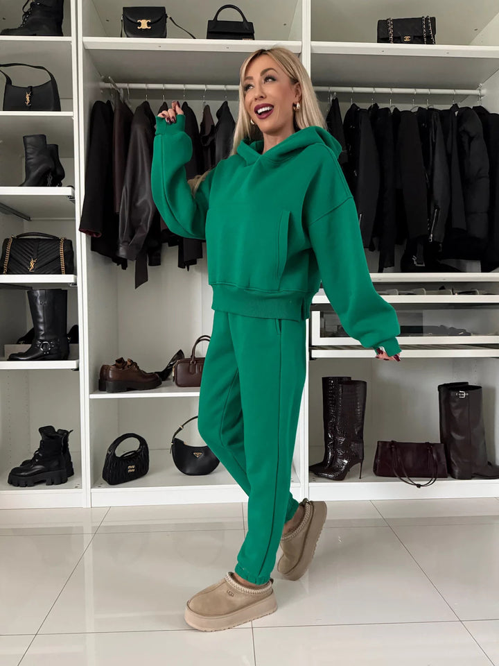 Kvinnor casual hoodie och jogger set Mirla-Eva Jonsson