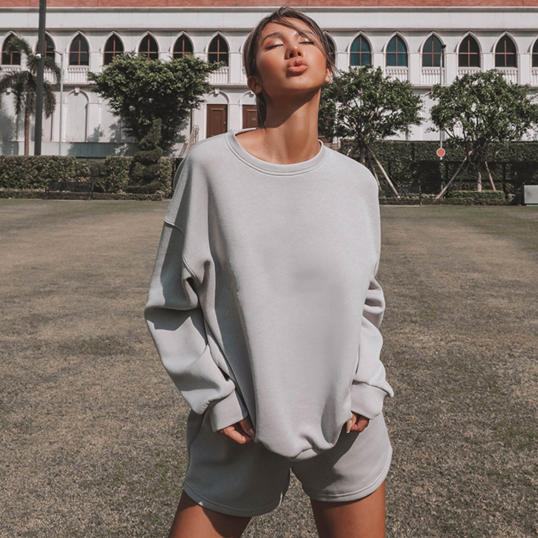 Kvinnor casual loungebyxor och sweatshirt set med bred passform och mjukt material Mirla-Eva Jonsson