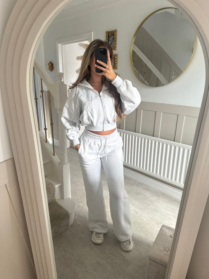 Kvinnor casual zip hoodie och lös passform joggingbyxor set Mirla-Eva Jonsson