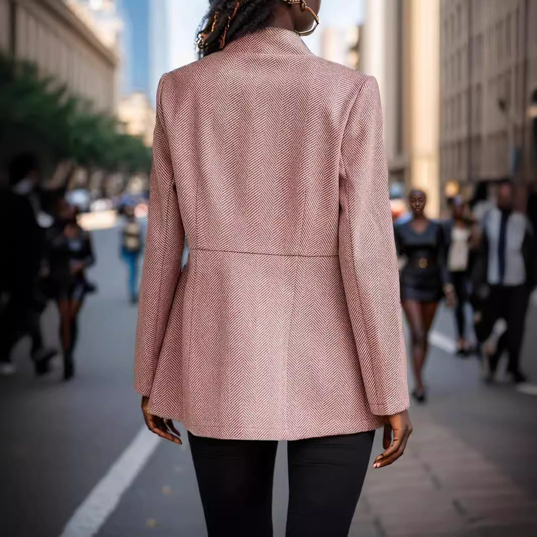 Kvinnor elegant blazer i fiskbensmönster med figursydd silhuett Mirla-Eva Jonsson