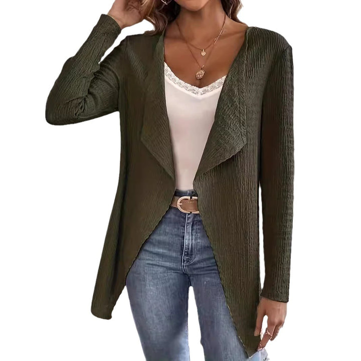 Kvinnor elegant cardigan med asymmetrisk skärning och strukturerad yta Mirla-Eva Jonsson