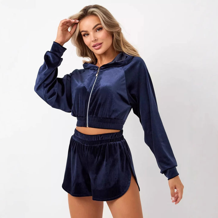 Kvinnor elegant fleece-hoodie med hög krage och dragkedja Mirla-Eva Jonsson
