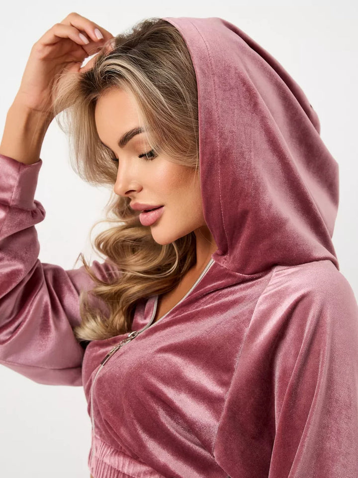 Kvinnor elegant fleece-hoodie med hög krage och dragkedja Mirla-Eva Jonsson