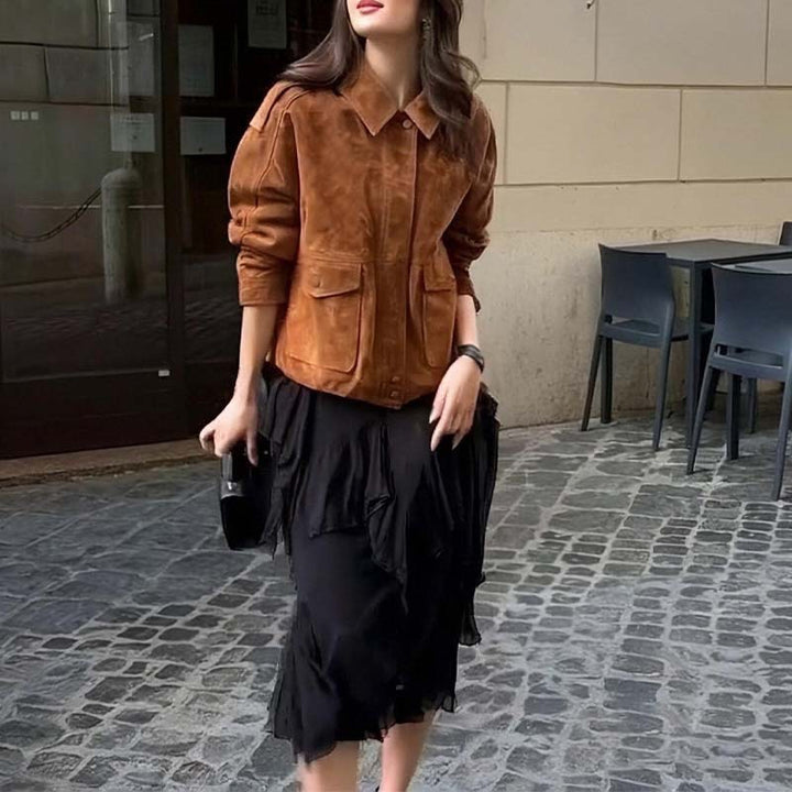Kvinnor elegant lätt jacka med oversized skärning och praktiska fickor Mirla-Eva Jonsson