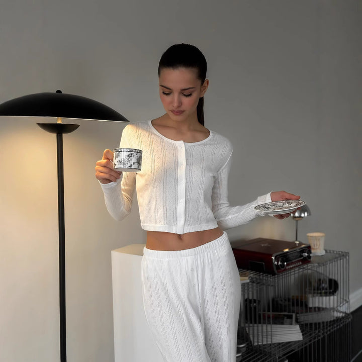 Kvinnor elegant lounge set med fina ränder och bred skärning Mirla-Eva Jonsson